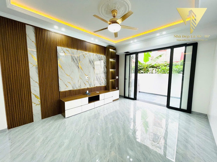 BÁN NHÀ ĐƯỜNG HỒ SEN, LÊ CHÂN, HẢI PHÒNG
